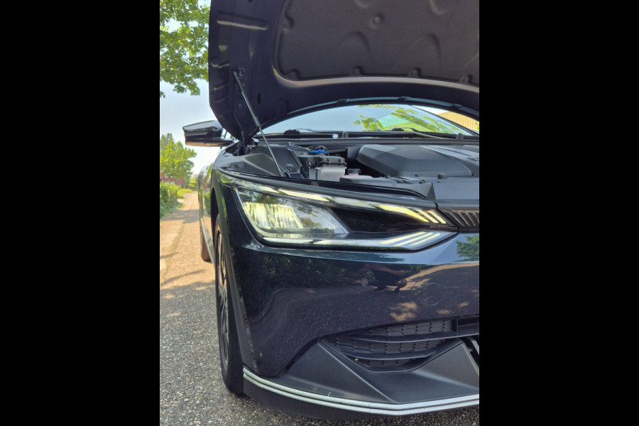 Kia EV6 Light Edition 58 kWh 1e Eigenaar 100% SoH BTW Auto CarPlay Stuur & Stoelverwarming Light Edition 58 kWh