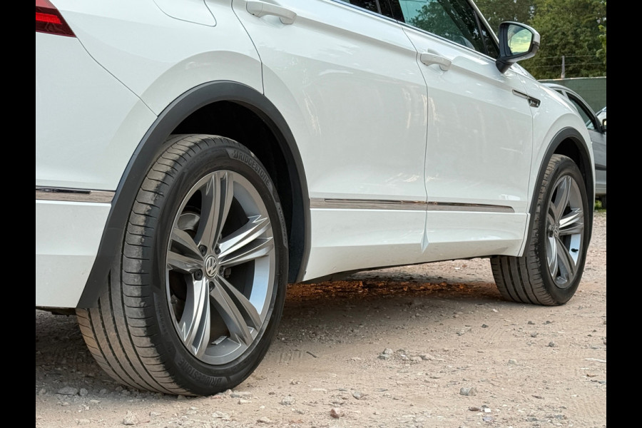 Volkswagen Tiguan Allspace R LINE/DSG/VIRTUEL/ACC/LANE ASSIST