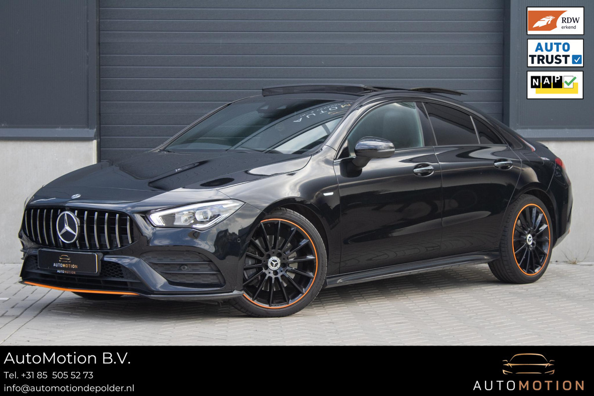 Mercedes-Benz CLA-Klasse 200 Orangeart Edition AMG PANO 360 Stoelverwarming Alarmsysteem
