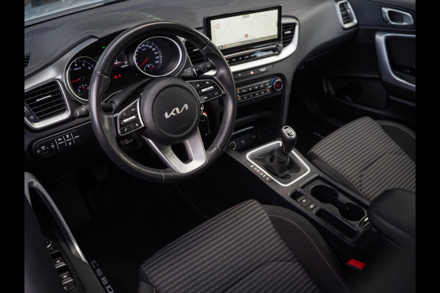 Kia Ceed 1.0 T-GDi DynamicLine / Carplay / Camera / Led / DAB