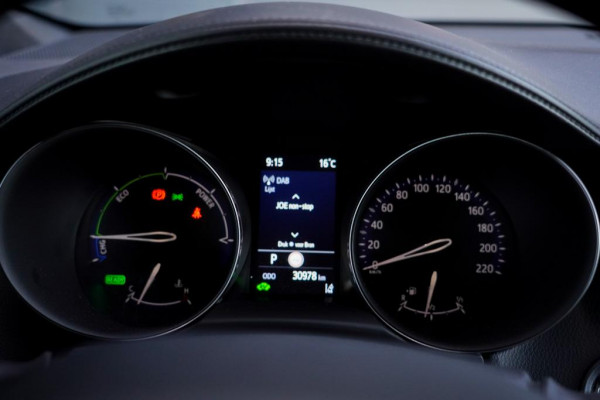 Toyota C-HR 1.8 Hybrid Dynamic / Carplay / Adaptive Cruise / Camera