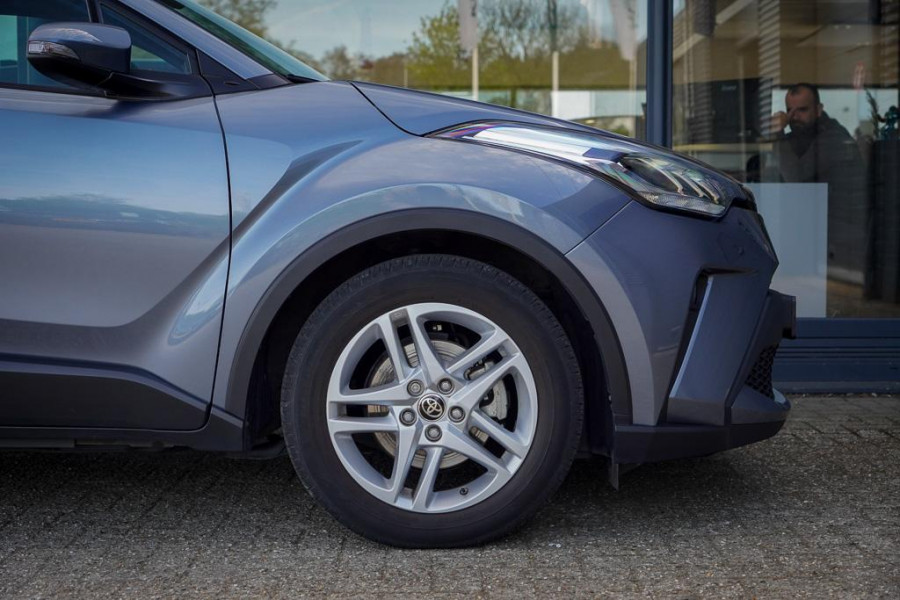 Toyota C-HR 1.8 Hybrid Dynamic / Carplay / Adaptive Cruise / Camera