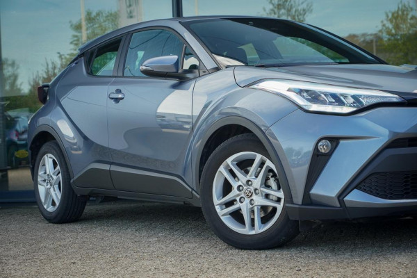 Toyota C-HR 1.8 Hybrid Dynamic / Carplay / Adaptive Cruise / Camera