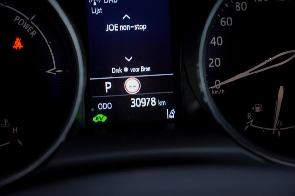 Toyota C-HR 1.8 Hybrid Dynamic / Carplay / Adaptive Cruise / Camera