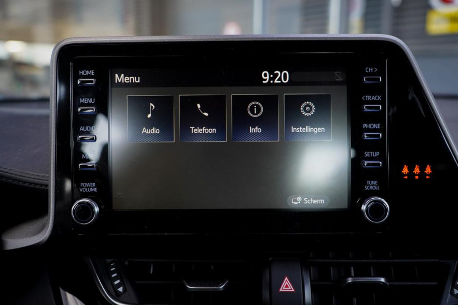 Toyota C-HR 1.8 Hybrid Dynamic / Carplay / Adaptive Cruise / Camera