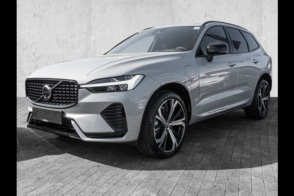 Volvo XC60 2.0 T8 Plug-in hybrid AWD Plus Dark (335kW/455PK) PANORAMA, TREKH, WINTER, HuD ** 1e EIG - Ex VOLVO) ** INFORMEER OOK NAAR ONZE AANTREKKELIJKE FINANCIAL-LEASE TARIEVEN **
