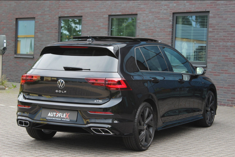 Volkswagen Golf 1.5 eTSI R-Line pano / IQ light