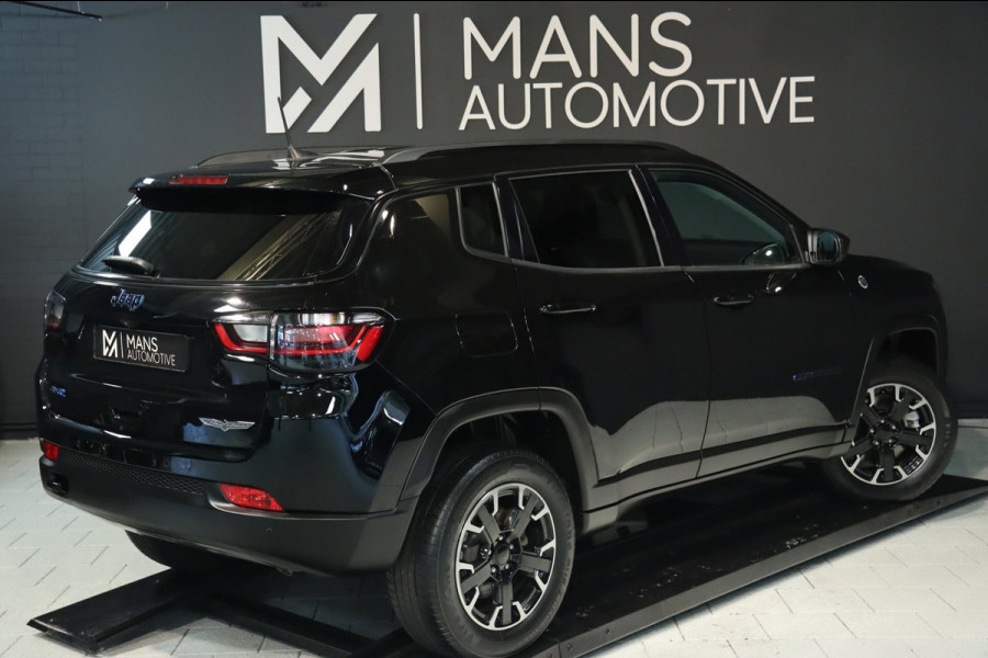 Jeep Compass 4xe 240 Plug-in Hybrid Electric Trailhawk / ACC / KEYLESS / CAMERA / CARPLAY