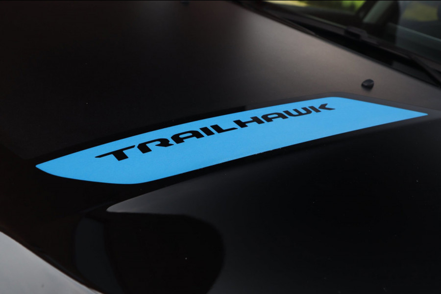 Jeep Compass 4xe 240 Plug-in Hybrid Electric Trailhawk / ACC / KEYLESS / CAMERA / CARPLAY