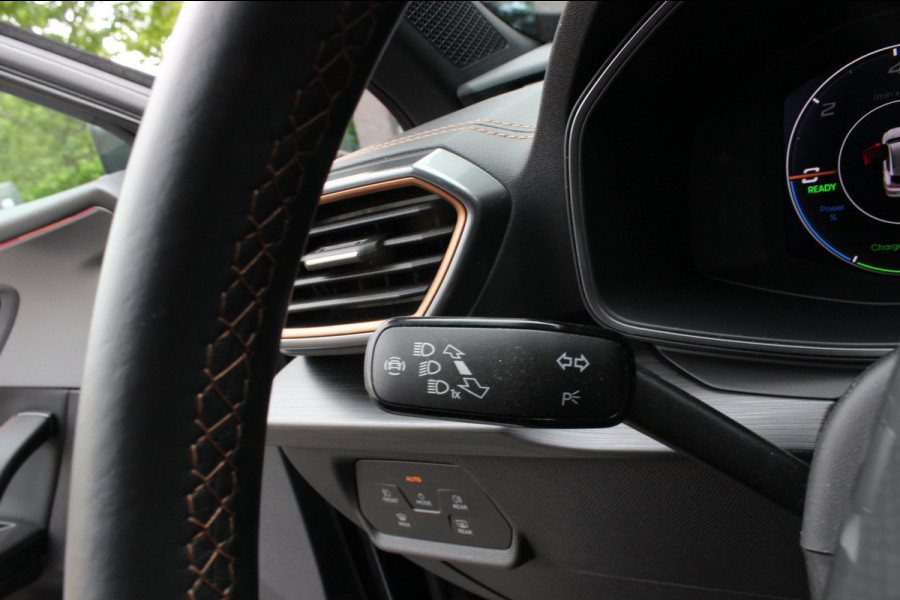 CUPRA Formentor 1.4 e-Hybrid Business