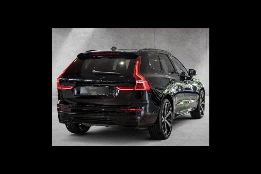 Volvo XC60 2.0 T8 Plug-in hybrid AWD Plus Dark (335kW/455PK) PANORAMA, LUCHTV, WINTER, HuD ** 1e EIG - Ex VOLVO) ** INFORMEER OOK NAAR ONZE AANTREKKELIJKE FINANCIAL-LEASE TARIEVEN **