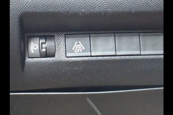Peugeot 208 1.2 PureTech Blue Lease Allure Navi 360 Camera Virtual cockpit