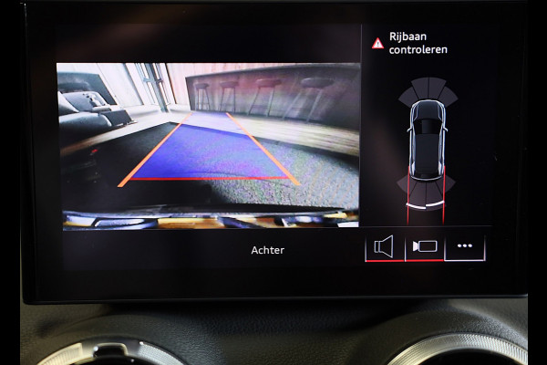 Audi Q2 35 TFSI S Line / 150 PK / AUT / Virtual Cockpit / Navi / ACC / Open Panoramadak / Ecc / Led / Pdc / Trekhaak / 18 Inch