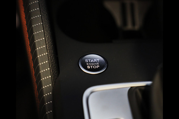 Audi Q2 35 TFSI S Line / 150 PK / AUT / Virtual Cockpit / Navi / ACC / Open Panoramadak / Ecc / Led / Pdc / Trekhaak / 18 Inch