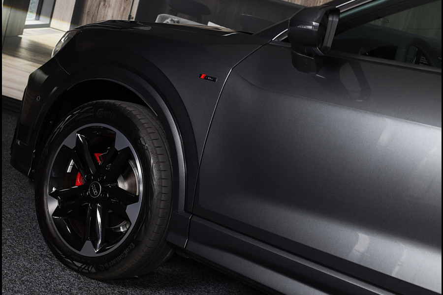 Audi Q2 35 TFSI S Line / 150 PK / AUT / Virtual Cockpit / Navi / ACC / Open Panoramadak / Ecc / Led / Pdc / Trekhaak / 18 Inch