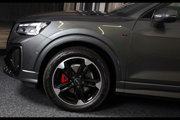 Audi Q2 35 TFSI S Line / 150 PK / AUT / Virtual Cockpit / Navi / ACC / Open Panoramadak / Ecc / Led / Pdc / Trekhaak / 18 Inch