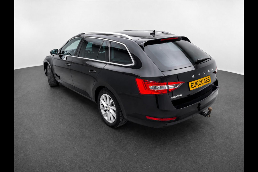Škoda Superb Combi 1.4 TSI DSG Aut. iV Business Edition Plus Trekhaak Camera Navi Carplay DCC Stoelverwarming Verwarmbare Voorruit Cruise Control Full LED PDC VA