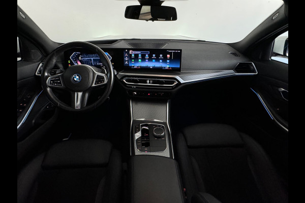 BMW 3 Serie Touring 330e M Sport HuD|Keyless|Sfeer|Camera