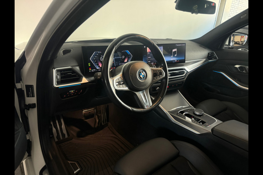 BMW 3 Serie Touring 330e M Sport HuD|Keyless|Sfeer|Camera