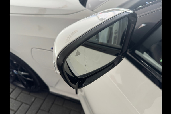 BMW 3 Serie Touring 330e M Sport HuD|Keyless|Sfeer|Camera