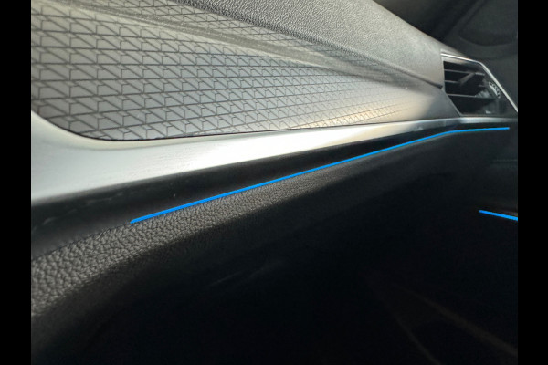 BMW 3 Serie Touring 330e M Sport HuD|Keyless|Sfeer|Camera