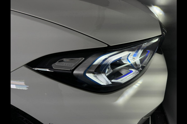 BMW 3 Serie Touring 330e M Sport HuD|Keyless|Sfeer|Camera