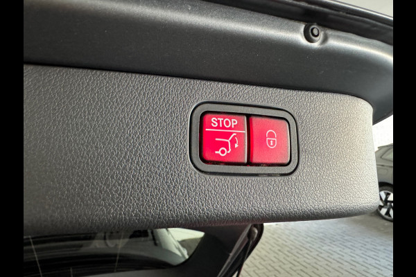 Mercedes-Benz C-Klasse Estate 300 e AMG Pano|HuD|BTW|Trekhaak