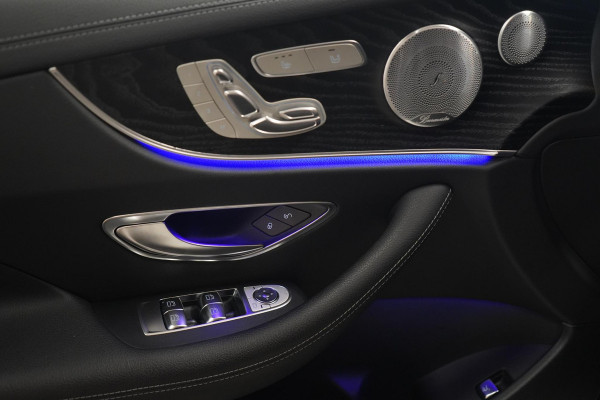 Mercedes-Benz E-Klasse Coupé 200 AMG|Pano||Burmester|Massage|Memory|360º|Diamond White|