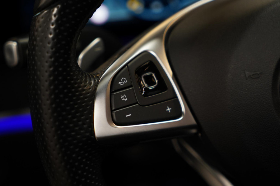 Mercedes-Benz E-Klasse Coupé 200 AMG|Pano||Burmester|Massage|Memory|360º|Diamond White|