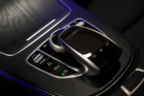 Mercedes-Benz E-Klasse Coupé 200 AMG|Pano||Burmester|Massage|Memory|360º|Diamond White|