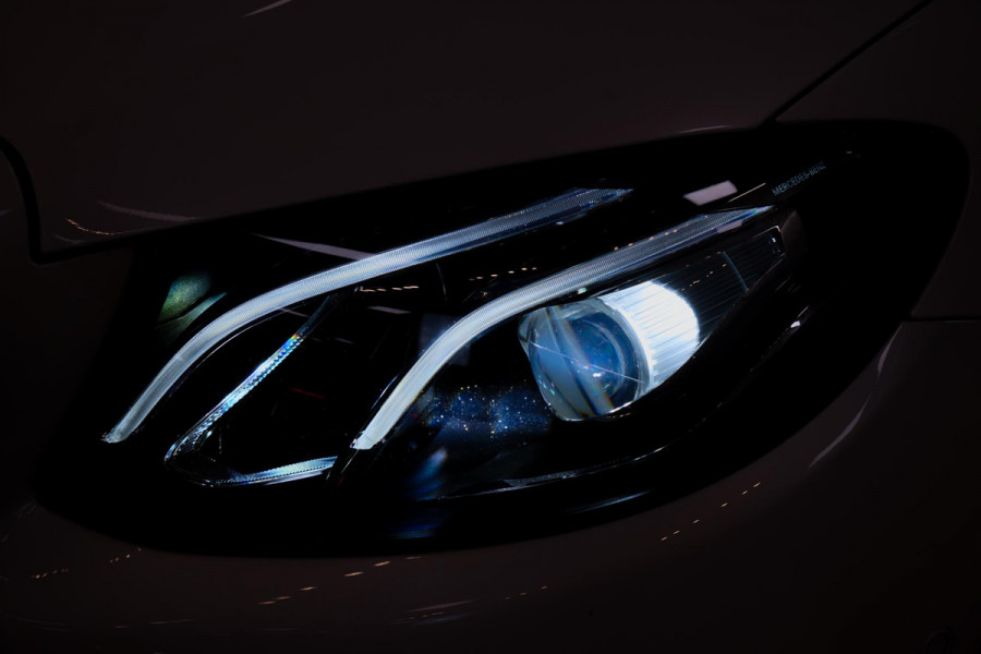 Mercedes-Benz E-Klasse Coupé 200 AMG|Pano||Burmester|Massage|Memory|360º|Diamond White|