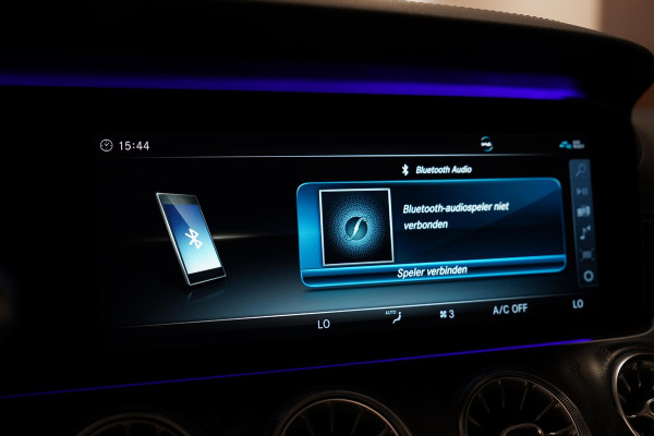Mercedes-Benz E-Klasse Coupé 200 AMG|Pano||Burmester|Massage|Memory|360º|Diamond White|