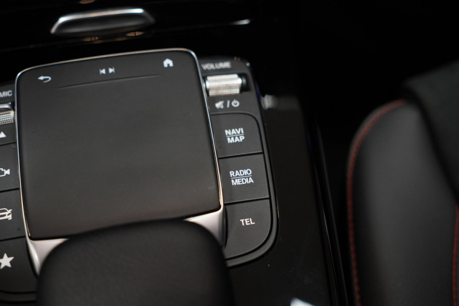 Mercedes-Benz CLA-Klasse 250 e AMG PANO|MEMORY|KEYLESS|