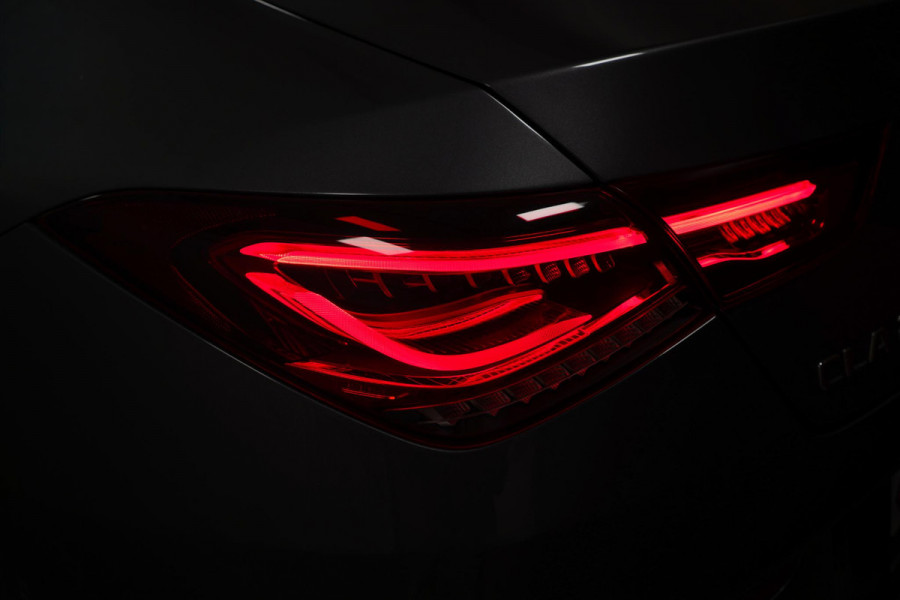 Mercedes-Benz CLA-Klasse 250 e AMG PANO|MEMORY|KEYLESS|