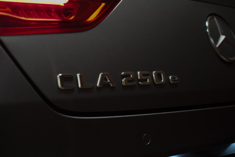 Mercedes-Benz CLA-Klasse 250 e AMG PANO|MEMORY|KEYLESS|
