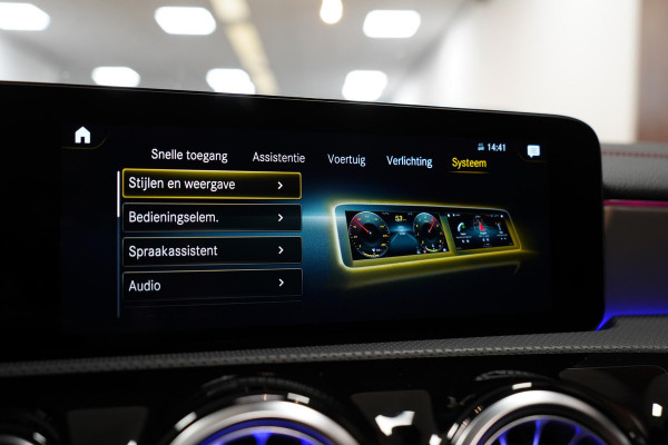 Mercedes-Benz CLA-Klasse 250 e AMG PANO|MEMORY|KEYLESS|