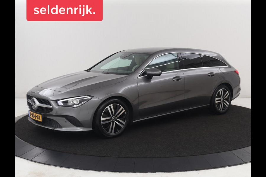 Mercedes-Benz CLA-Klasse Shooting Brake 180 Business Solution Luxury | Leder | Trekhaak | Stoelverwarming | Camera | Widescreen | Sfeerverlichting | Full LED | Park Assist | Climate control | Bluetooth