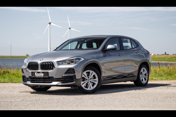 BMW X2 xDrive25e Executive CAMERA / LEDER / PLUG IN HYBRID / STOELVERWARMING / DEALER ONDERHOUDEN
