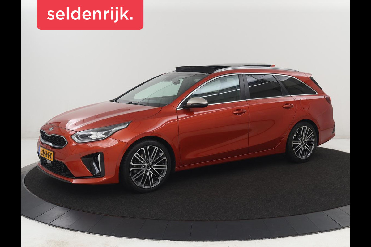 Kia Ceed 1.5 T-GDi GT-PlusLine | Panoramadak | Trekhaak | Stoelverwarming | Leder/Alcantara | JBL Sound | Carplay | Adaptive cruise | Sportstoelen | Achterbankverwarming | Keyless | Navigatie | Camera | Memory | Side Assist