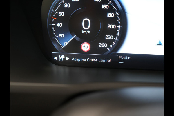 Volvo XC90 T8 Recharge AWD R-Design 7 Pers Long Range PHEV 456pk Dealer O.H | Luchtvering | Trekhaak Af Fabriek | Panodak | 360 Camera | Adaptive Cruise | Harman  / Kardon | Alcantara Sportstoelen Memory & Verwarmd | Keyless | Pilot Assist | Apple Carplay | Stuur Verwarmd | BLIS | Adaptive LED | Navigatie | Virtual | DAB | 22"L.M | Plug In Hybrid |