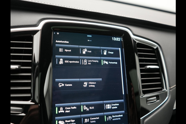 Volvo XC90 T8 Recharge AWD R-Design 7 Pers Long Range PHEV 456pk Dealer O.H | Luchtvering | Trekhaak Af Fabriek | Panodak | 360 Camera | Adaptive Cruise | Harman  / Kardon | Alcantara Sportstoelen Memory & Verwarmd | Keyless | Pilot Assist | Apple Carplay | Stuur Verwarmd | BLIS | Adaptive LED | Navigatie | Virtual | DAB | 22"L.M | Plug In Hybrid |