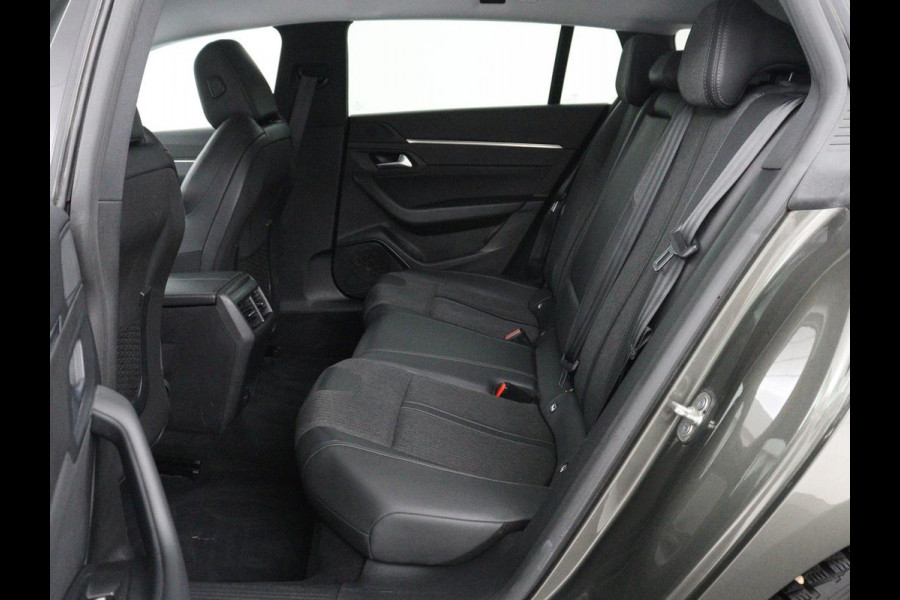 Peugeot 508 1.6 HYbrid Allure | Trekhaak | Adaptive cruise | Half leder | Carplay | Camera | Navigatie | Full LED | Side Assist | Parkeerhulp | Climate control | PHEV | Plug In