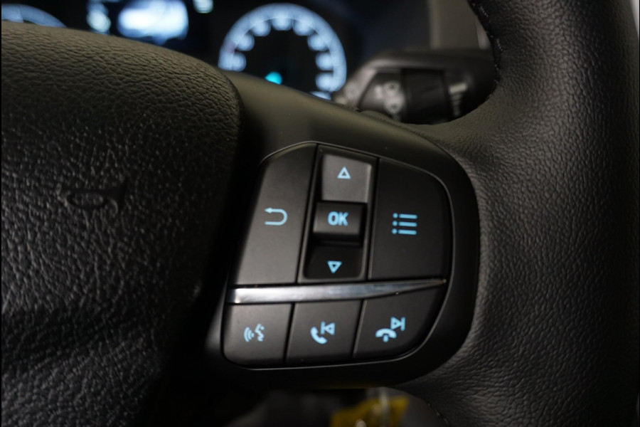 Ford Transit Custom 300 2.0 TDCI L2H1 Limited Dubbele Cabine Navigatie Airco 2 Schuifdeuren Trekhaak Parkeersensoren Apple Carplay Android auto DAB