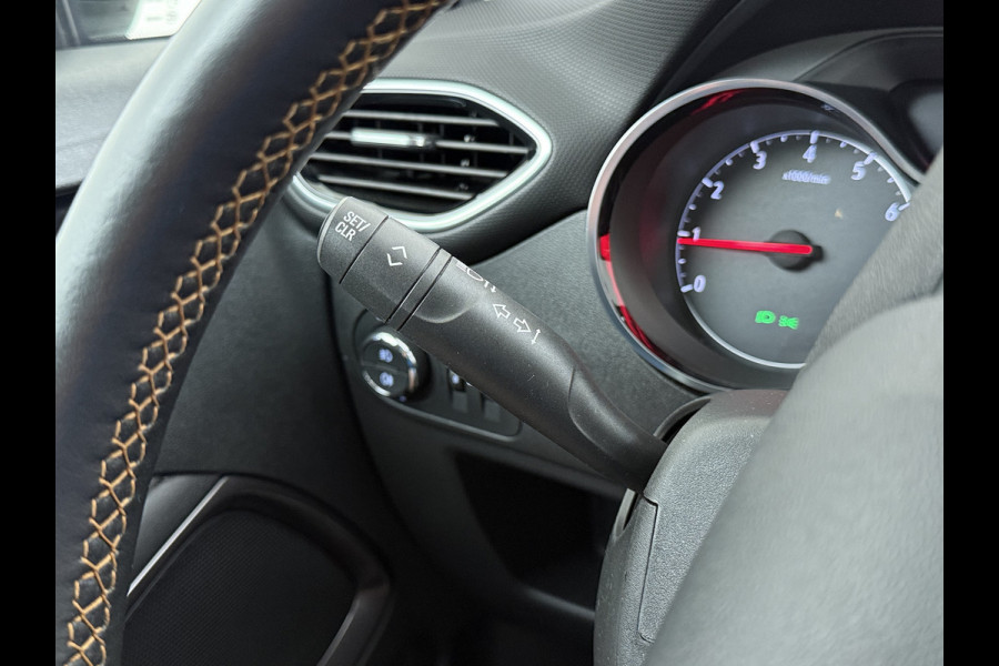 Opel Crossland X 1.2 Turbo 111PK Stoel+Stuurverwarming Two-Tone Navi Ecc Apple Carplay Android Auto Pdc Innovation Cruise Control Regen-Lichtsensor Lmv Led Isofix USB Dealeronderhouden