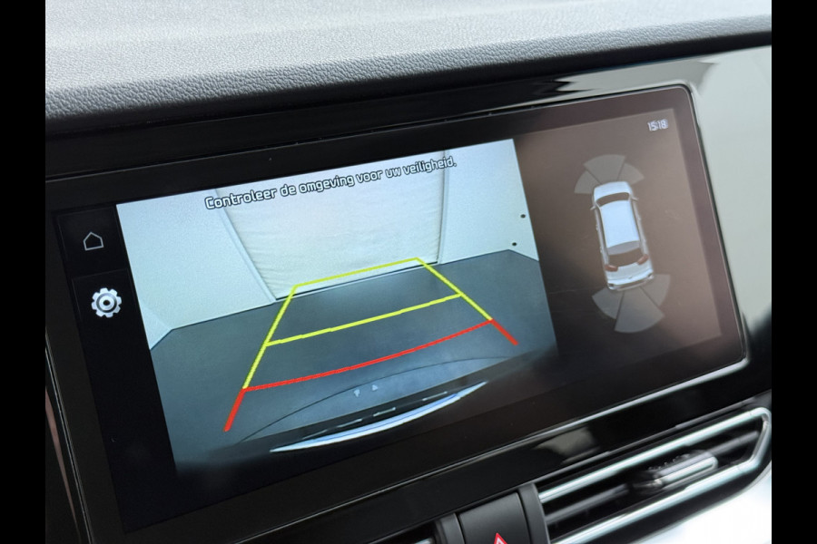 Kia e-Niro ExecutiveLine 64kWh Warmtepomp Leder+Verwarmd+Geventileerd JBL®-Audio Adap.Cruise Elek.Stoel+Memory Stuur+Achterbankverwarming N SOH 100% Apple Carplay/Android Auto Keyless Privacy Glas Led Lmv Isofix Lane Assist VESS DAB Origineel Nederlandse Auto