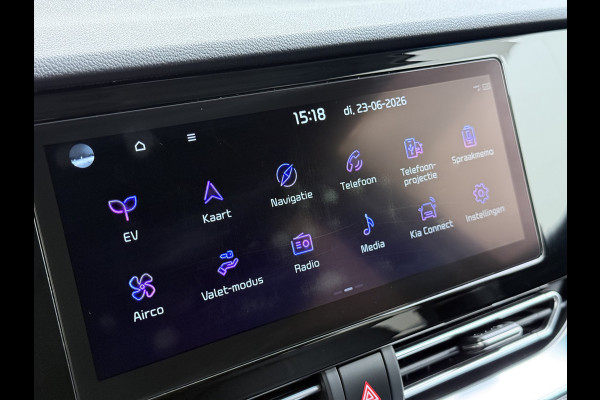 Kia e-Niro ExecutiveLine 64kWh Warmtepomp Leder+Verwarmd+Geventileerd JBL®-Audio Adap.Cruise Elek.Stoel+Memory Stuur+Achterbankverwarming N SOH 100% Apple Carplay/Android Auto Keyless Privacy Glas Led Lmv Isofix Lane Assist VESS DAB Origineel Nederlandse Auto