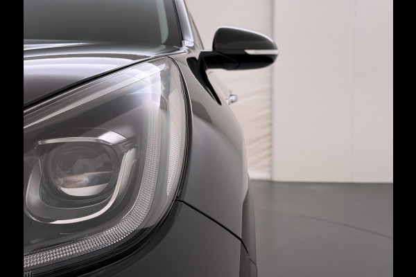 Kia e-Niro ExecutiveLine 64kWh Warmtepomp Leder+Verwarmd+Geventileerd JBL®-Audio Adap.Cruise Elek.Stoel+Memory Stuur+Achterbankverwarming N SOH 100% Apple Carplay/Android Auto Keyless Privacy Glas Led Lmv Isofix Lane Assist VESS DAB Origineel Nederlandse Auto