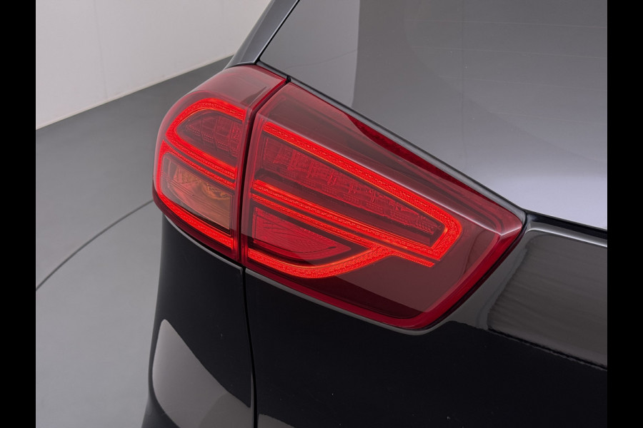 Kia e-Niro ExecutiveLine 64kWh Warmtepomp Leder+Verwarmd+Geventileerd JBL®-Audio Adap.Cruise Elek.Stoel+Memory Stuur+Achterbankverwarming N SOH 100% Apple Carplay/Android Auto Keyless Privacy Glas Led Lmv Isofix Lane Assist VESS DAB Origineel Nederlandse Auto