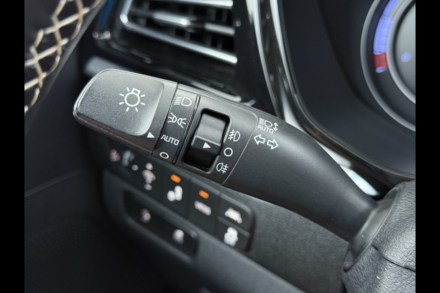 Kia e-Niro ExecutiveLine 64kWh Warmtepomp Leder+Verwarmd+Geventileerd JBL®-Audio Adap.Cruise Elek.Stoel+Memory Stuur+Achterbankverwarming N SOH 100% Apple Carplay/Android Auto Keyless Privacy Glas Led Lmv Isofix Lane Assist VESS DAB Origineel Nederlandse Auto