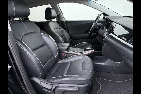 Kia e-Niro ExecutiveLine 64kWh Warmtepomp Leder+Verwarmd+Geventileerd JBL®-Audio Adap.Cruise Elek.Stoel+Memory Stuur+Achterbankverwarming N SOH 100% Apple Carplay/Android Auto Keyless Privacy Glas Led Lmv Isofix Lane Assist VESS DAB Origineel Nederlandse Auto